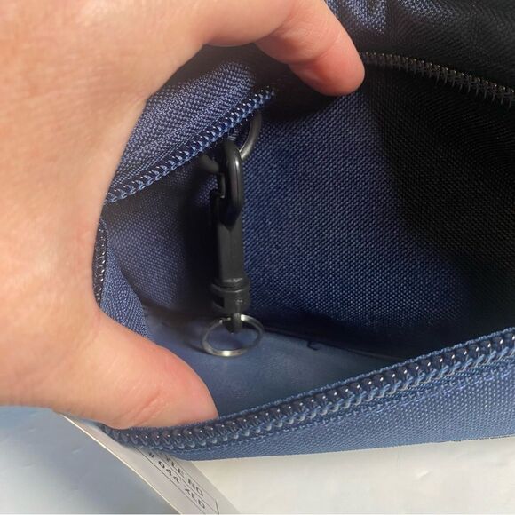 Everest Blue Belt Bag New With Tags - Picture 5 of 10
